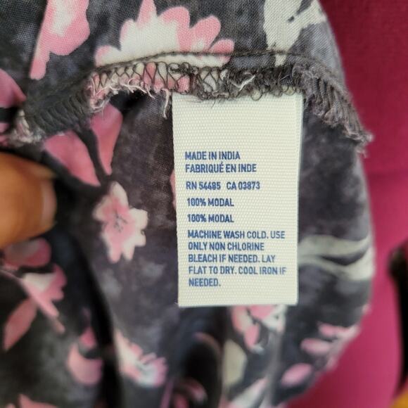 American Eagle 100% Modal Grey & Pink Floral Boho Ruffle Top sz S - Picture 5 of 6